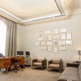 ¿En qué consiste el tratamiento <em>rejuvenecer escote</em>?