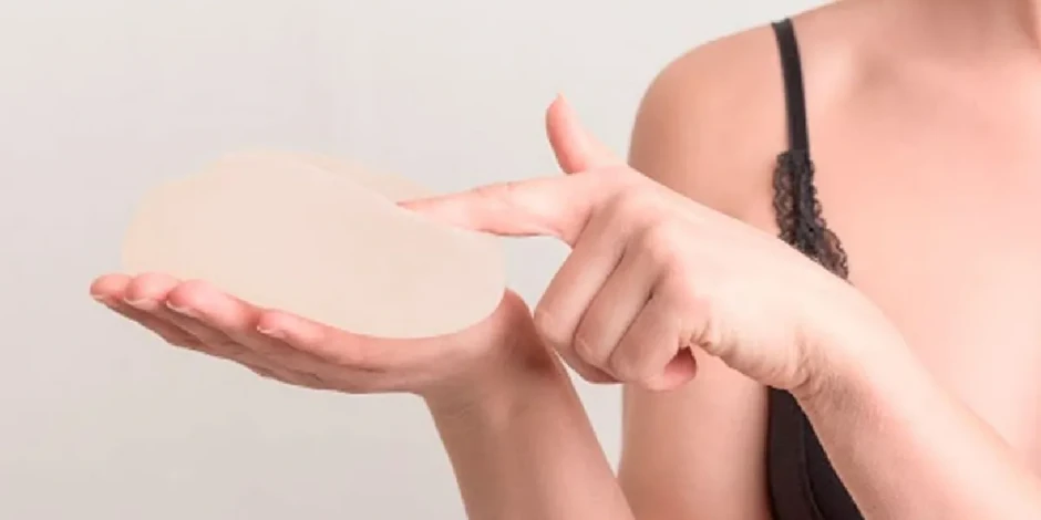 ¿Cada cuanto cambiar implantes de pecho?, causas más comunes